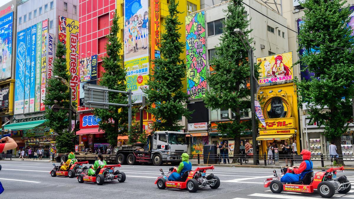 Recorre el cruce de Shibuya como si fueras un personaje de Mario Kart