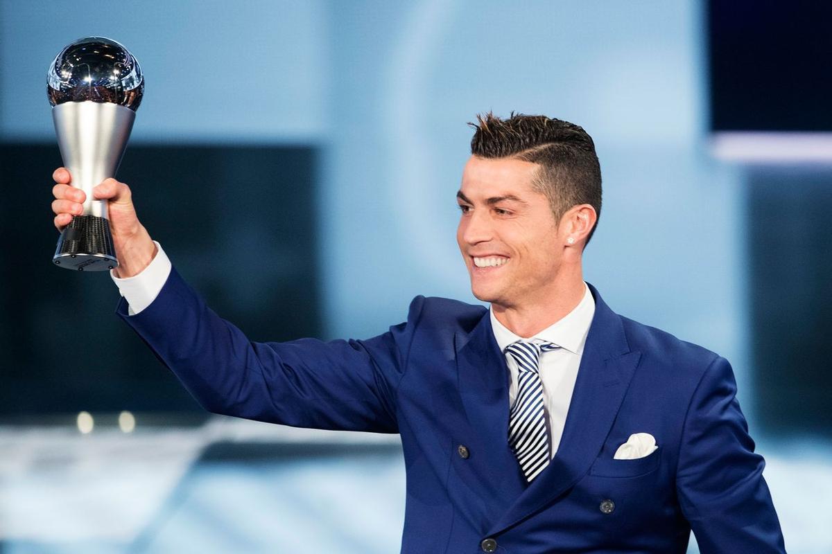 Cristiano Ronaldo obtiene el premio 'The Best' de la FIFA