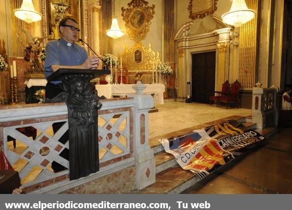 Ofrenda floral de aficionados del CD Castellón