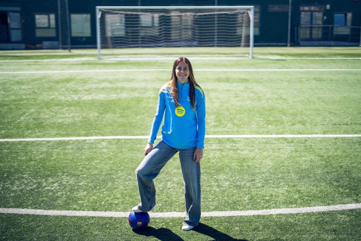 Sant Joan Despí 27/03/2026 Deportes. Retratos a Clara Serrajordi jugadora del FC Barcelona femenino. Foto de Zowy Voeten