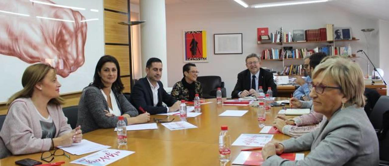 Un momento de la reunión que mantuvo ayer en la sede del PSPV el núcleo duro de dirigentes de la formación socialista.