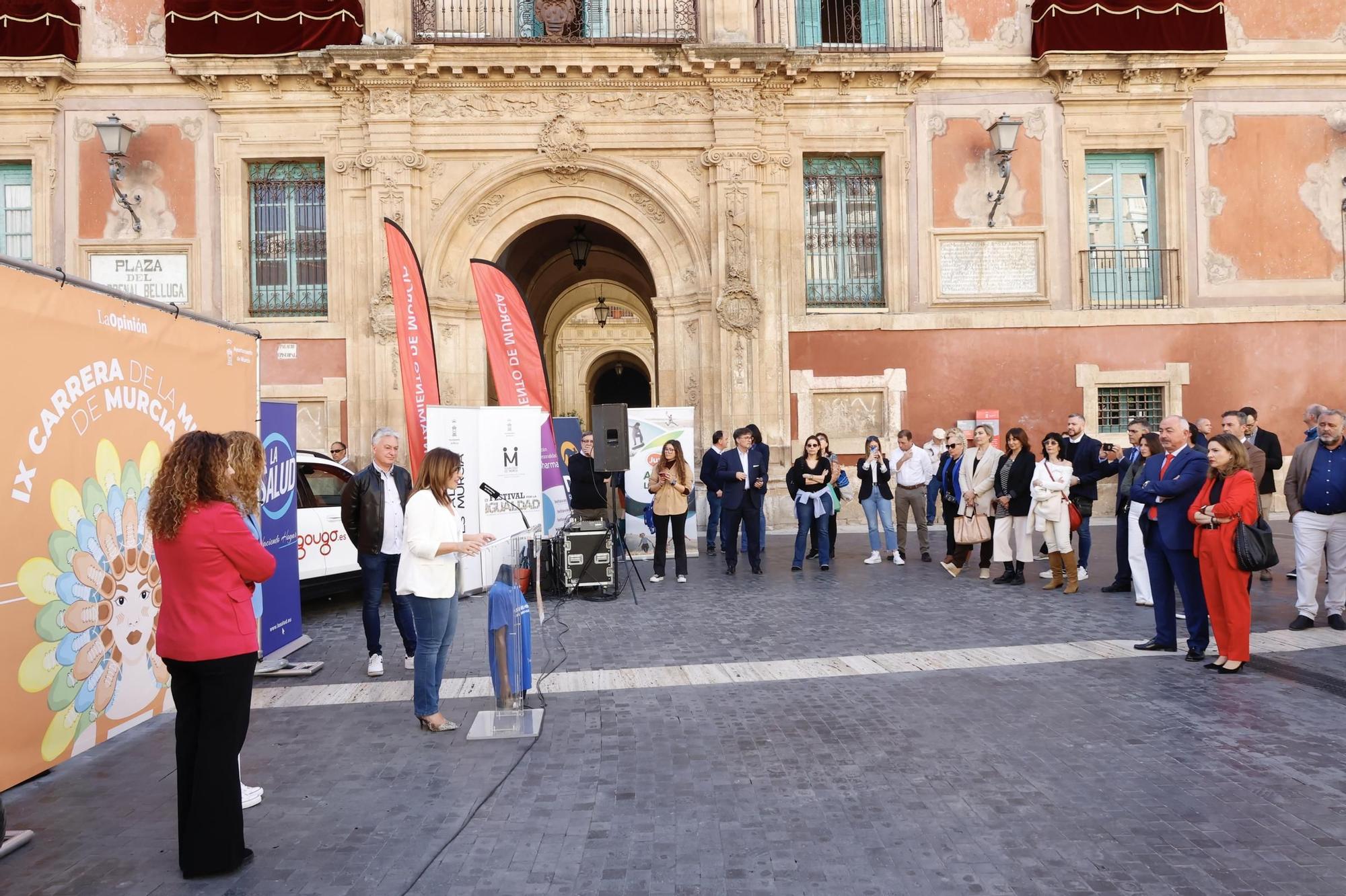 Las imágenes de la presentación de la Carrera de la Mujer 2024 en Murcia