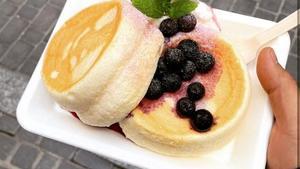 Tortitas soufflé con frutos rojos