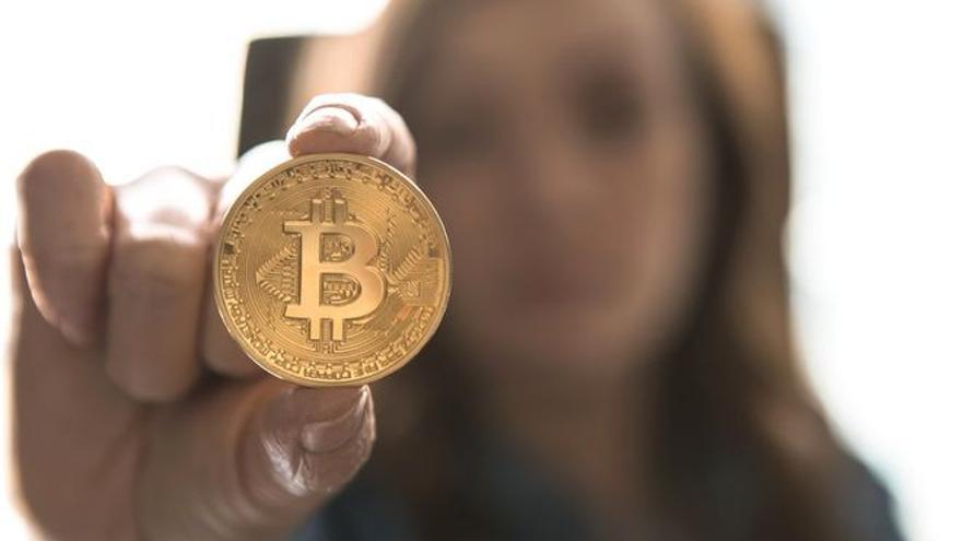 El bitcoin resiste pese al veto total de China a las criptomonedas