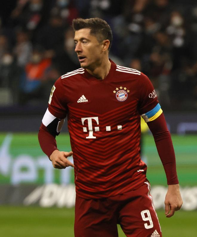 Robert Lewandowski – Bayern Múnich – 2 millones de euros mensuales