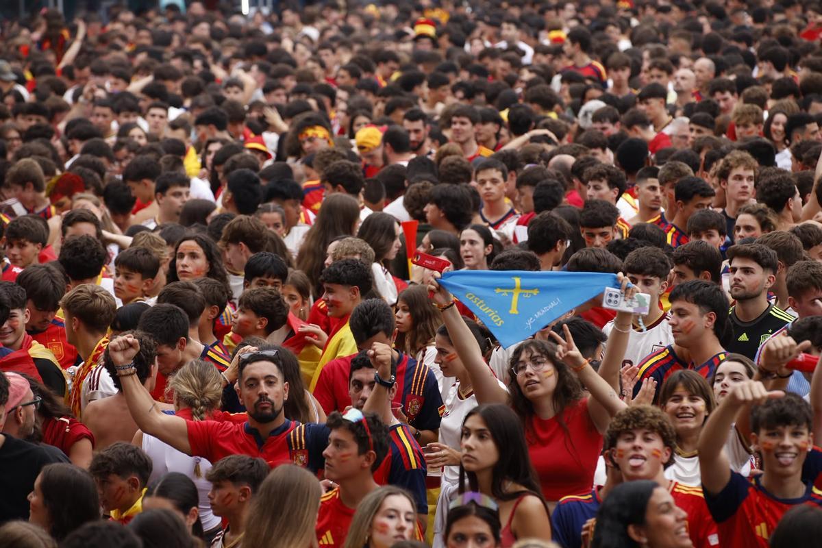 Gijón vive la final del mundial en el Hermanos Castro Gijón vive la final del mundial en el Hermanos Castro
