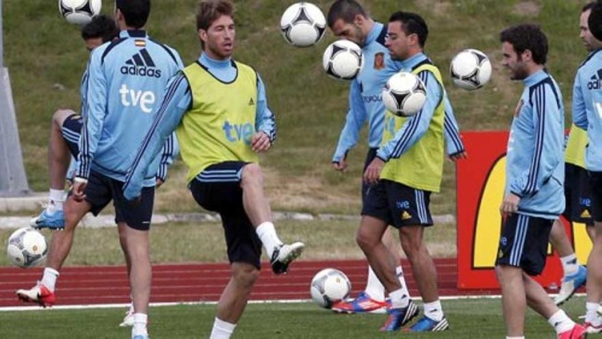 Primer entrenamiento de 'la Roja' en Gniewino