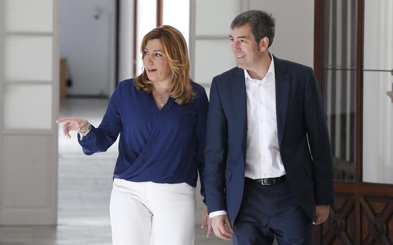 Encuentro entre Susana Díaz y Fernando Clavijo