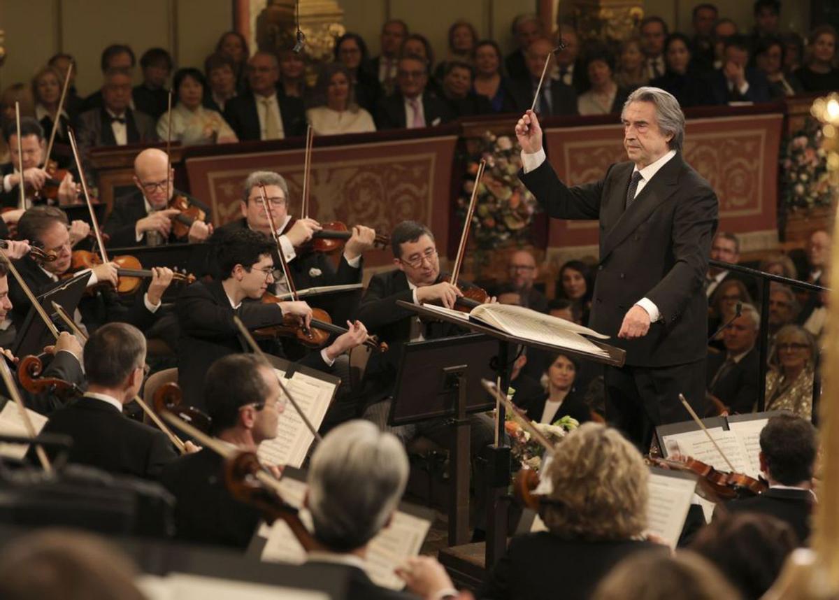 Riccardo Muti con la Filarmónica de Viena.