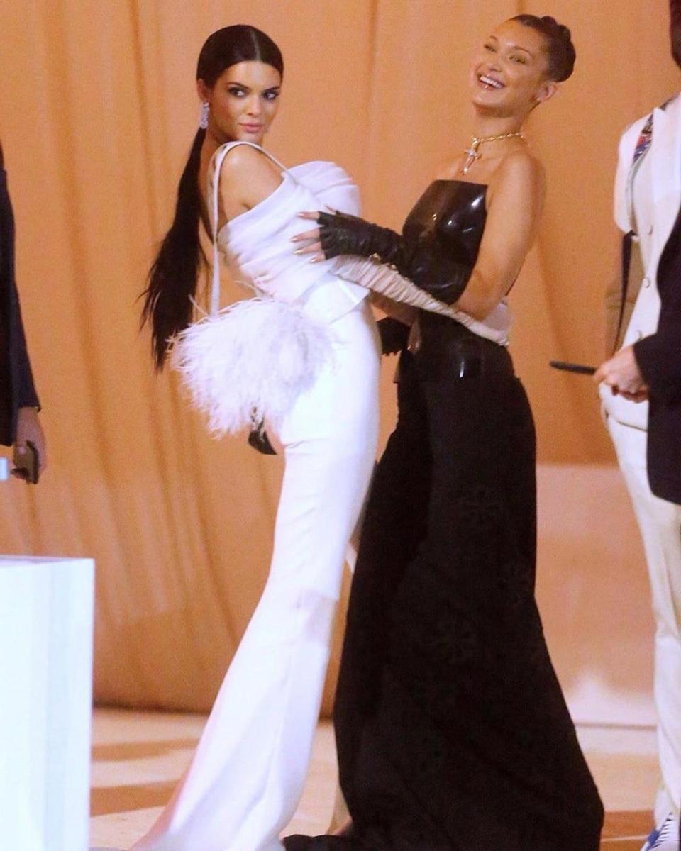 Kendall Jenner y Bella Hadid, 2018