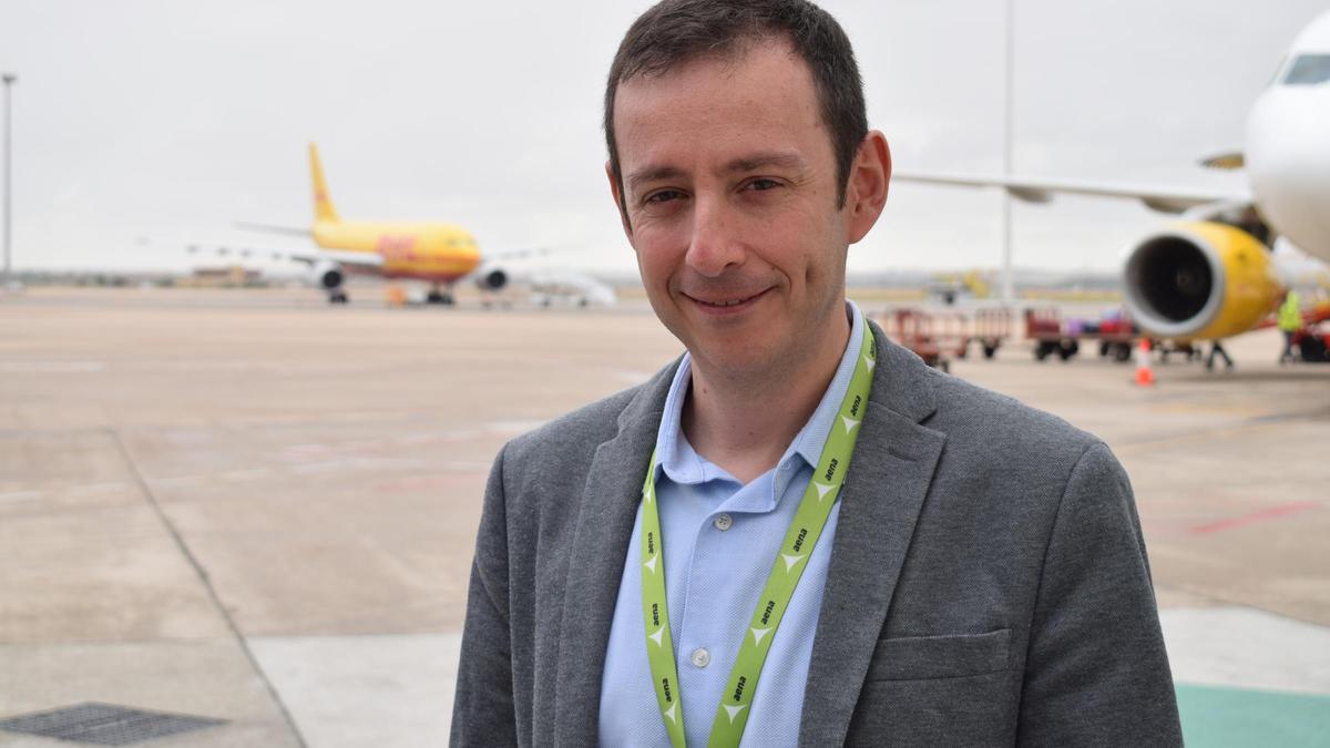 El director del aeropuerto de Sevilla explica como captar rutas de largo radio
