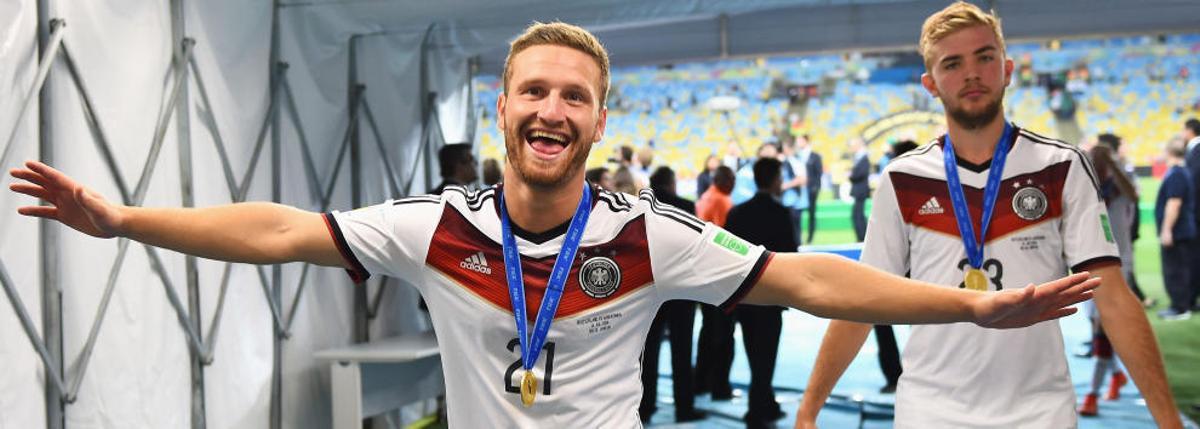 El Valencia va a por Mustafi