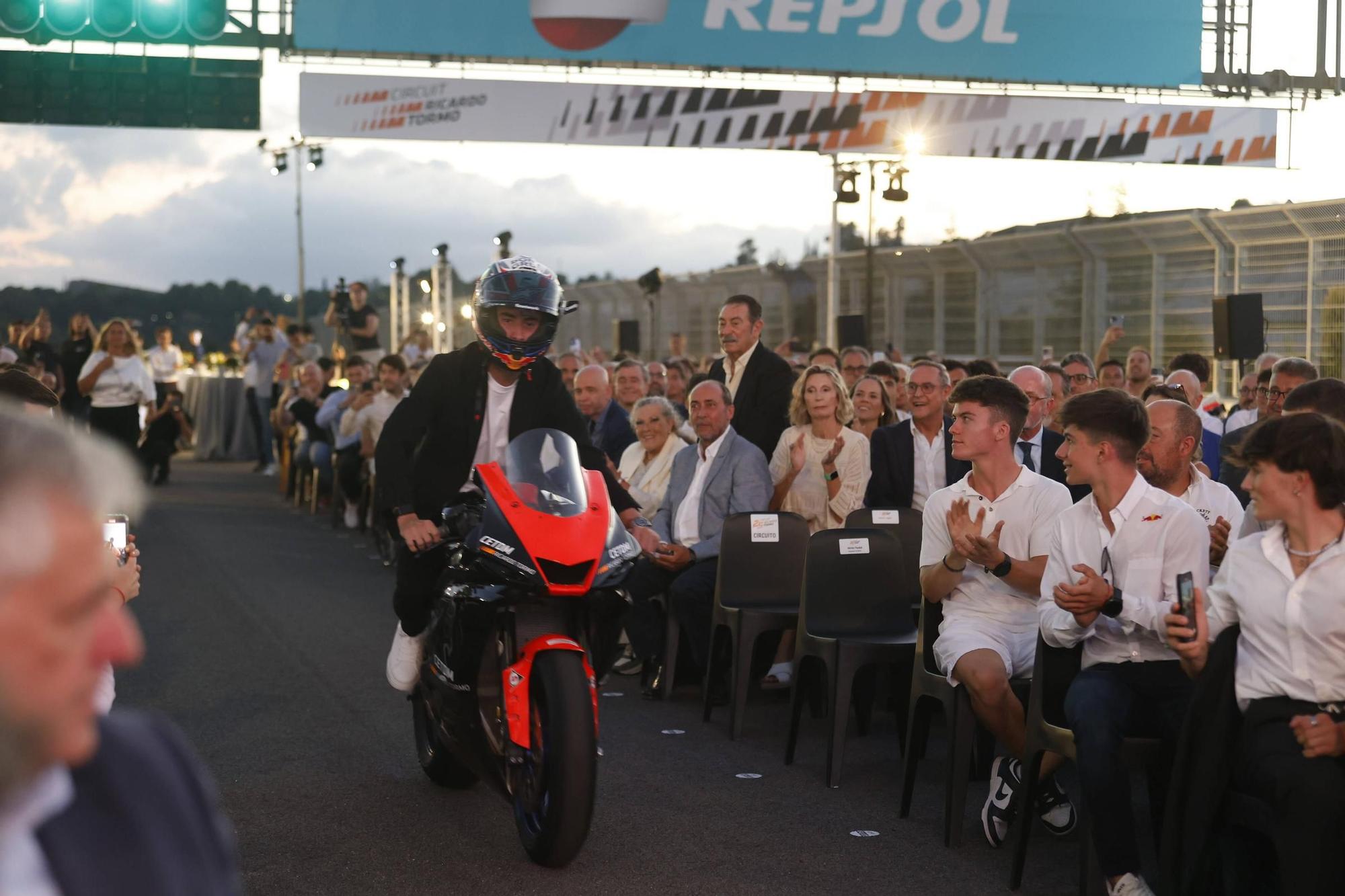 El Circuit de la Comunitat Valenciana Ricardo Tormo celebra sus 25 años a lo grande