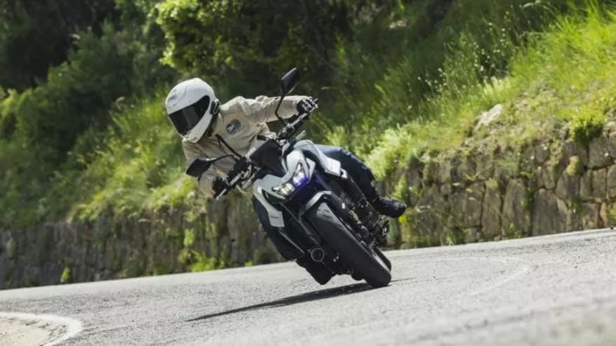 Honda CB750 Hornet: sutiles mejoras, gran cambio