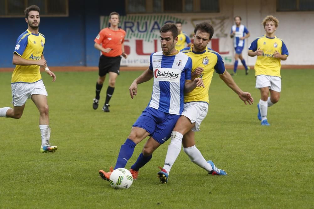 El partido entre el Real Avilés y Mosconia, en imágenes