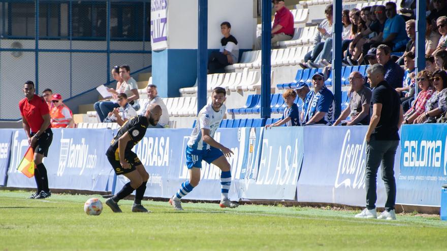 Dos errores condenan al Baleares en su visita al Alcoyano