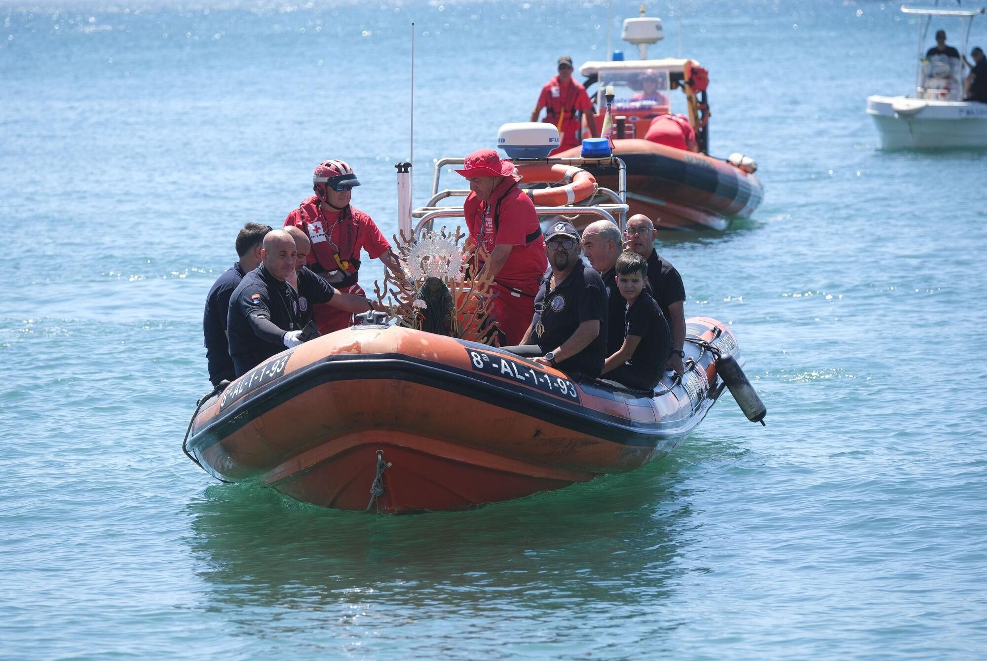 Procesión de la Virgen del Carmen de los submarinistas en La Malagueta