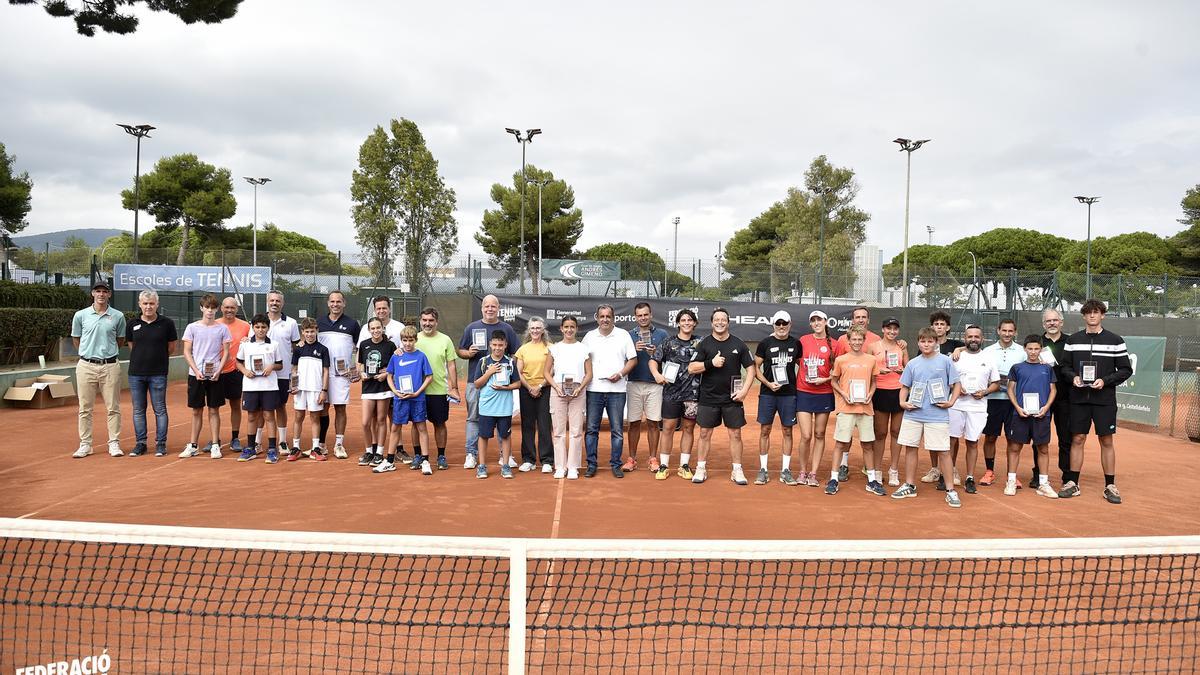 Campions i finalistes del Campionat de Pares, Mares, Fills i Filles//FCT