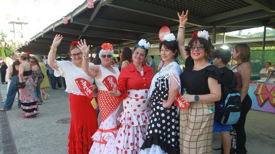Ourense acoge el Paripé Tardeo, una macrofiesta que simula el ambiente andaluz