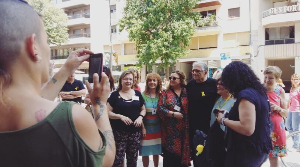 Concentració de treballadors de la Generalitat a Girona per la llibertat dels presos (13/7/18)