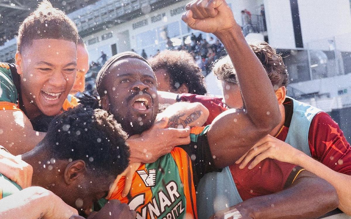 El Venezia regresa a la Serie A tras empatar ante el Spezia y asegura el ascenso matemático — image 4