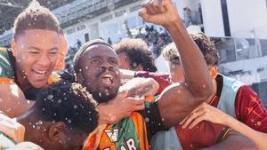 Los jugadores del Venecia celebran el ascenso