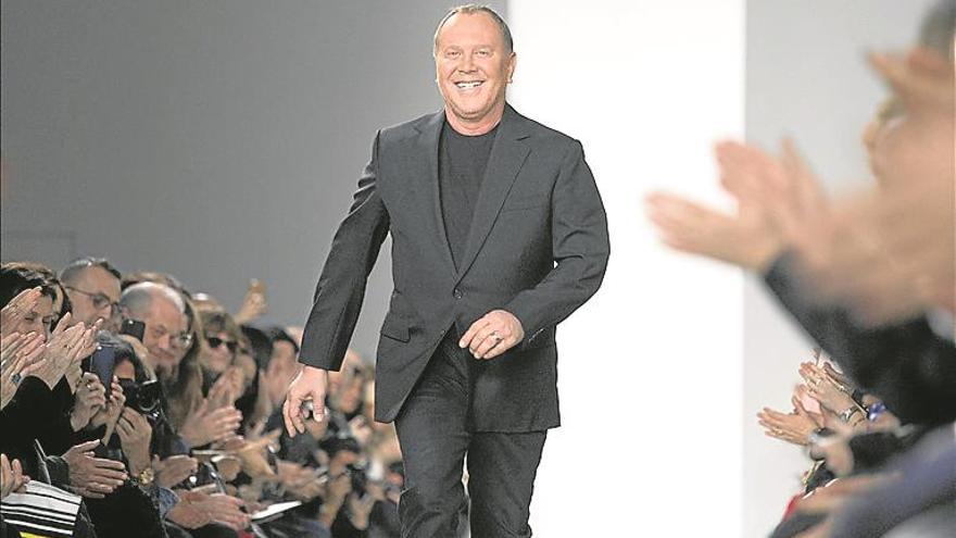 Michael Kors se queda con Versace