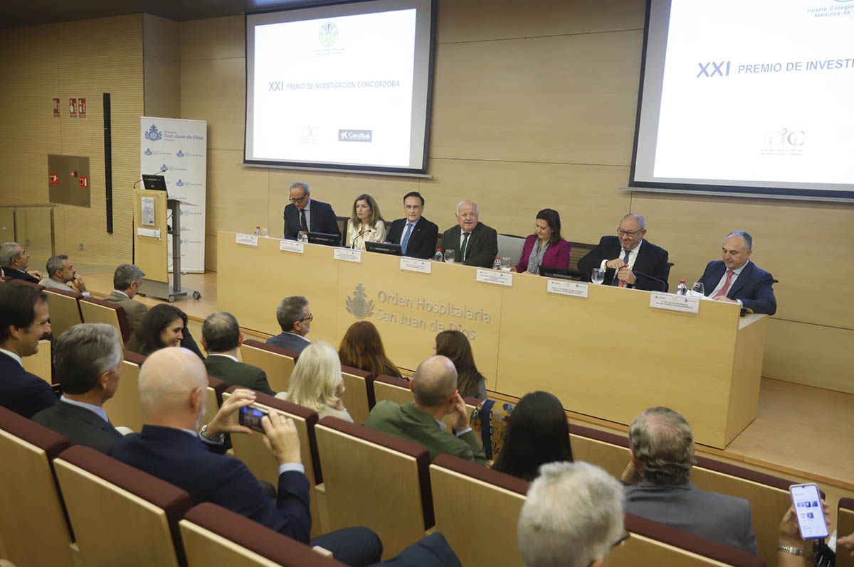 La entrega de premios del Colegio de Médicos de Córdoba, en imágenes