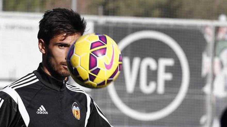 Carles Gil y Feghouli tampoco entrenan este jueves