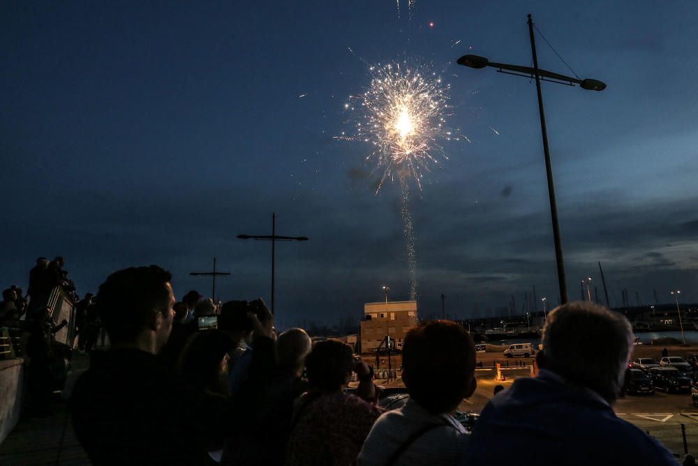 Baile, amistad y alegría en el recinto portuario de Torrevieja con la Feria de Sevillanas 2018