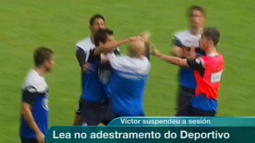 Captura de la TVG en la que se ve a Arribas y Luisinho. // FDV