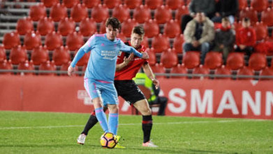 El Mallorca inaugura 2017 con un triunfo vital ante el Mirandés