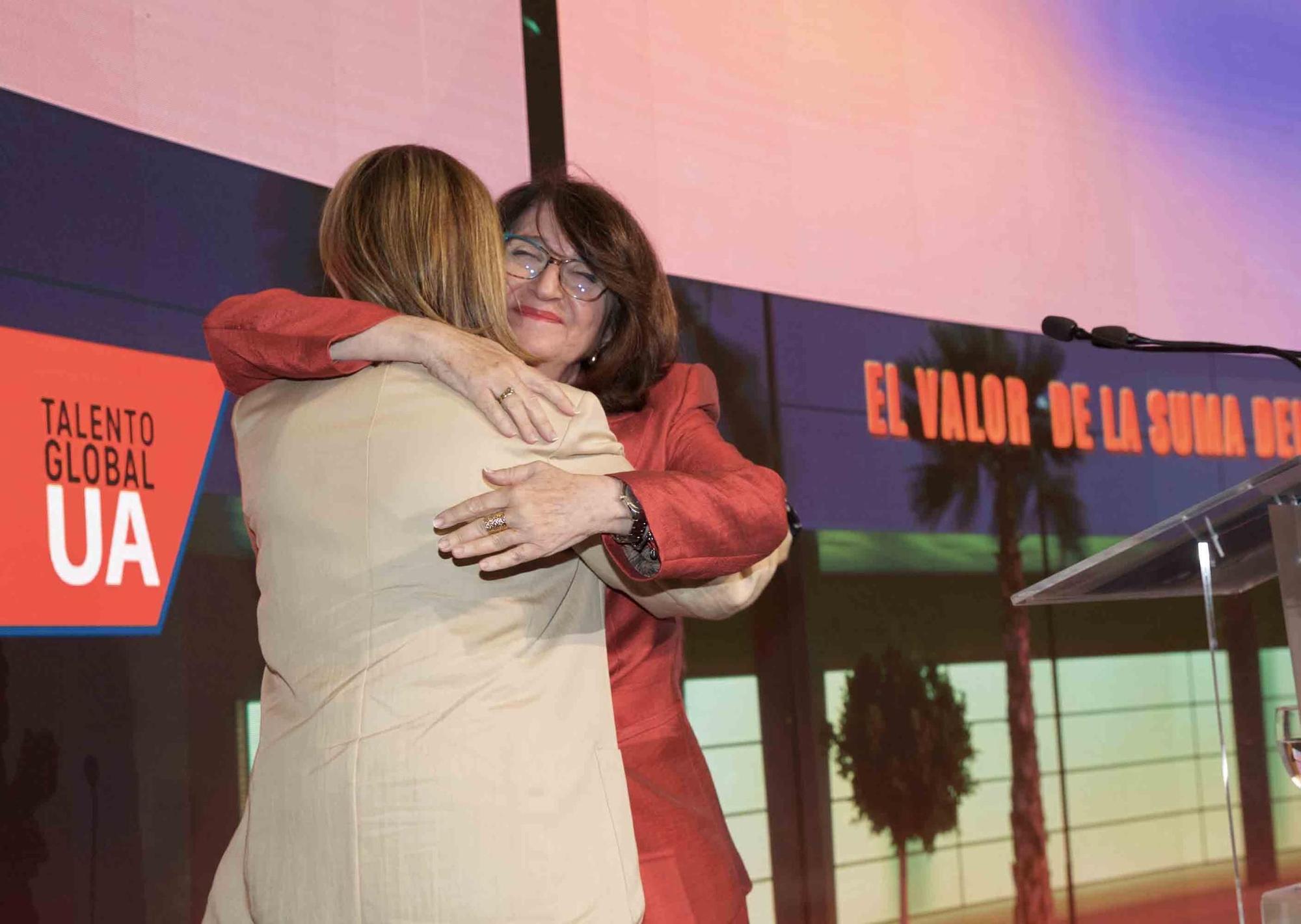IV edición de la gala "Alumni UA" 2025 en la Universidad de Alicante