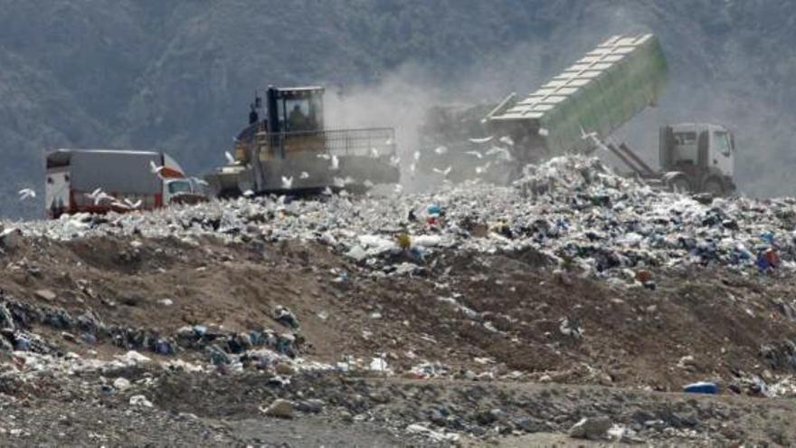 Los vertederos de la provincia asumen miles de toneladas de basura de fuera
