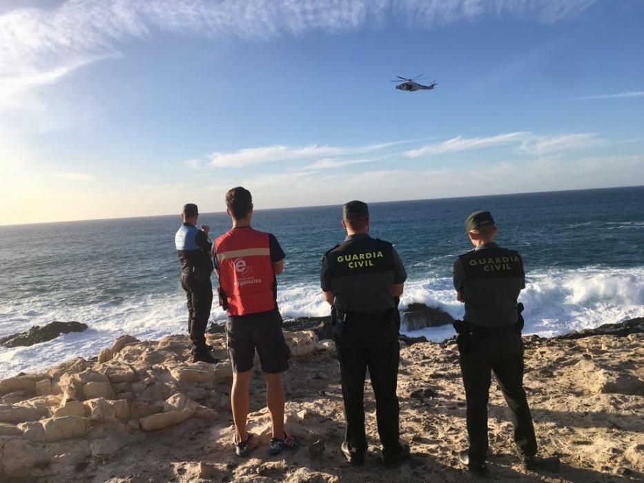 Búsqueda de un turista que cayó al mar cuando se hacía un 'selfie' en Betancuria