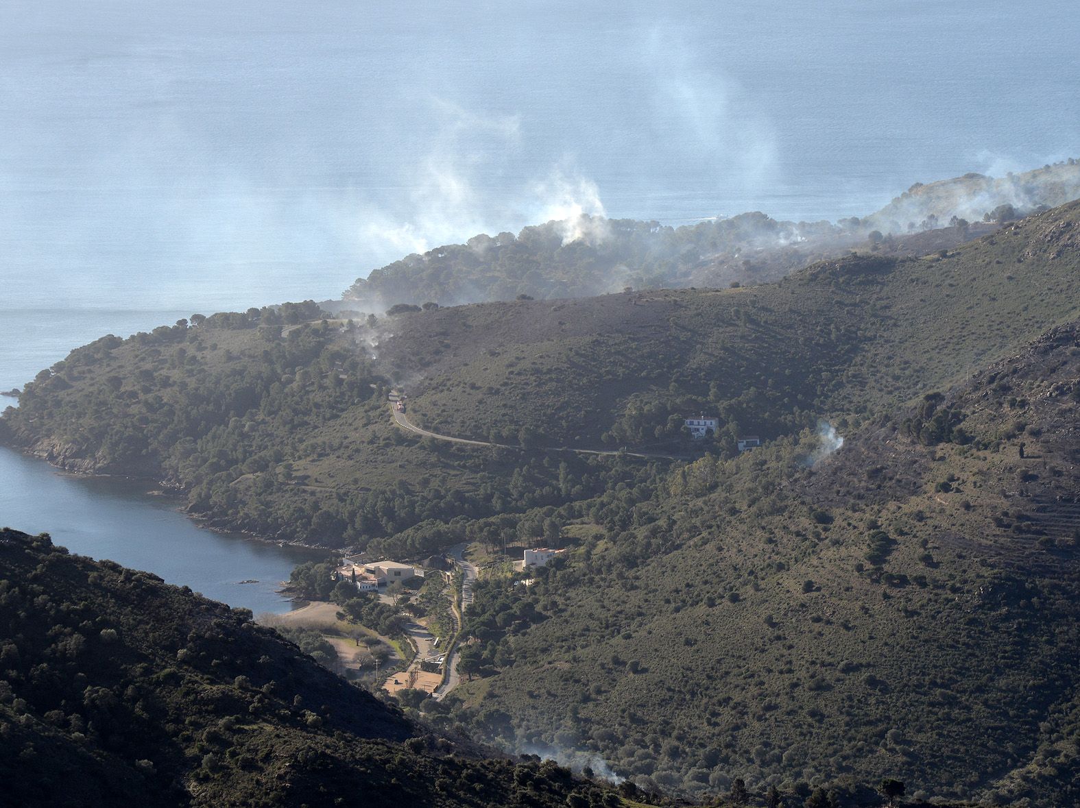 Gran incendi forestal a Roses