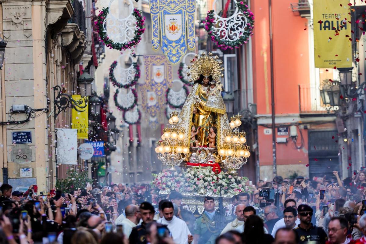Procesión de la Virgen de los Desamparados 2026 Procesión de la Virgen de los Desamparados 2026