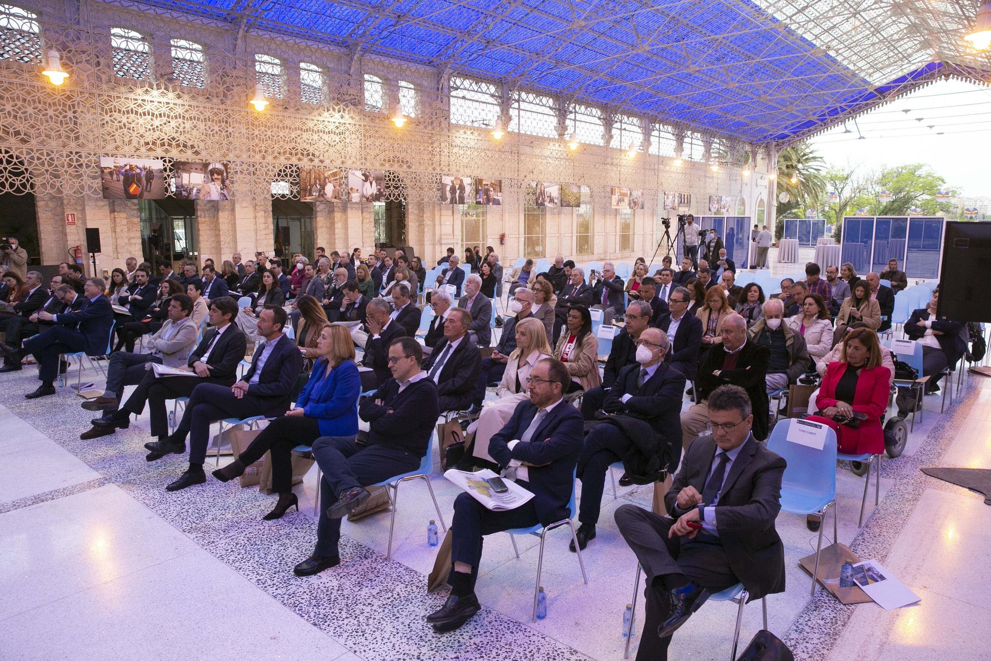 Presentación del anuario “Pandemia y guerra: el impacto en la economía alicantina”