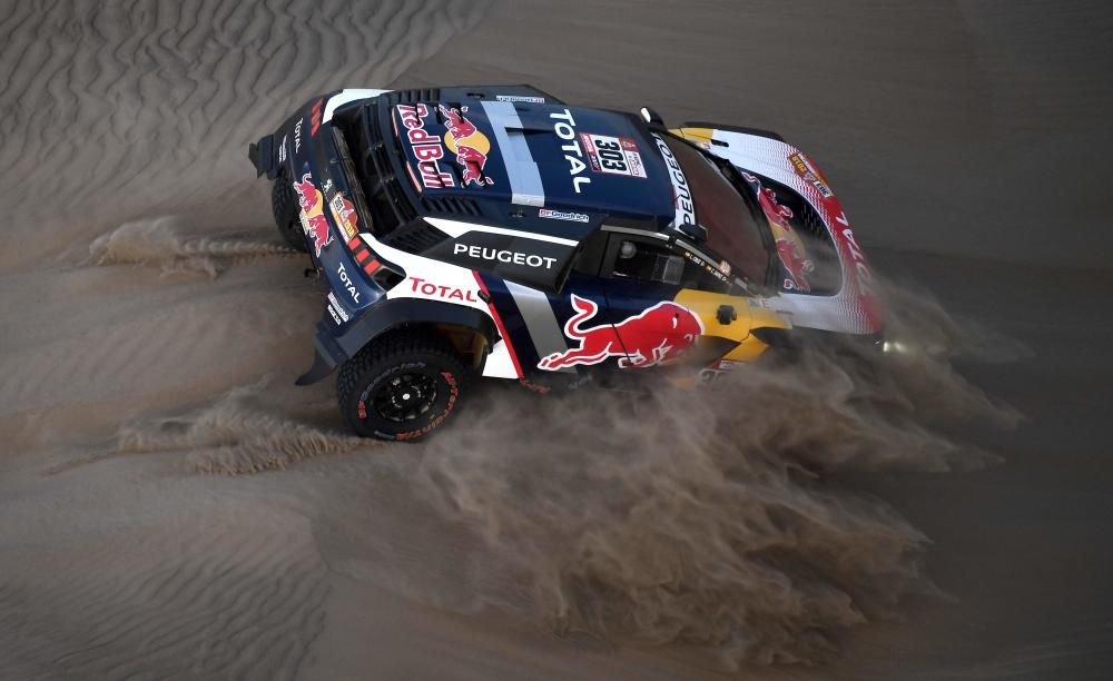 Carlos Sainz se alza ganador en el Rally Dakar