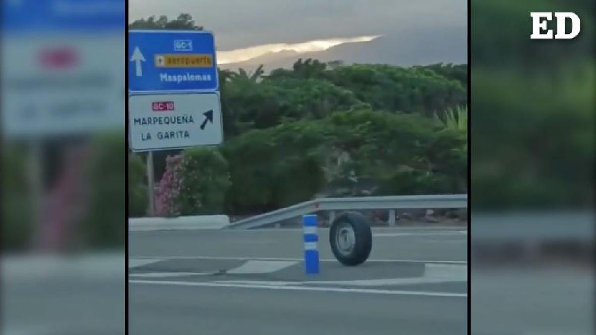 Un vehículo en Canarias pierde un neumático y rueda solo cientos de metros por la carretera