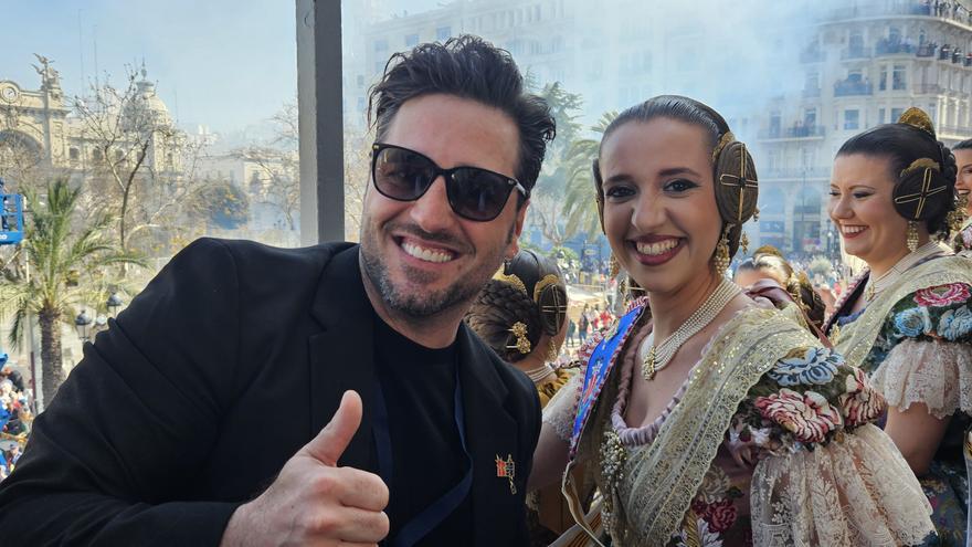 Palco día 10. El cantante y la cantante, David Bustamante y Carolina Urgel