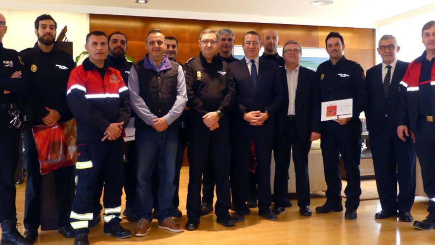 Policías y bomberos de Benidorm unen esfuerzos en la lucha contra los incendios