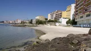 La cara B de las Banderas Azules: 37 playas donde no debes bañarte por indicación de la Consellería de Sanidade