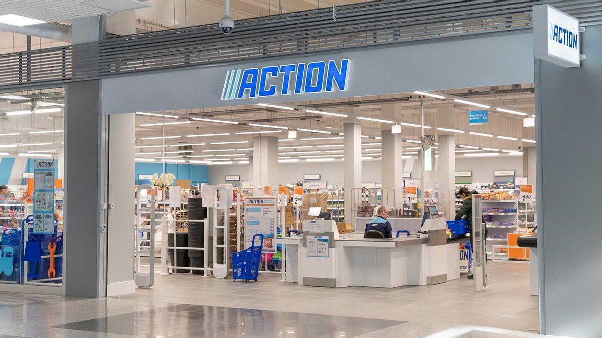 Mañana se esperan colas kilométricas en Action para comprar el cepillo eléctrico para jardín y terraza más barato del mercado: adiós a las malas hierbas entre baldosas por menos de 2 euros