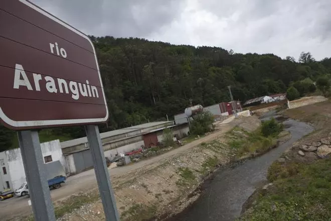 El Principado renueva el saneamiento del Aranguín, afectado por las riadas