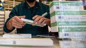 Pruebas de test de antígenos en una farmacia de Barcelona.