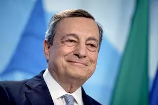 Draghi avisa de que la UE necesita más deuda pública conjunta para cerrar la brecha de inversión con China y EEUU