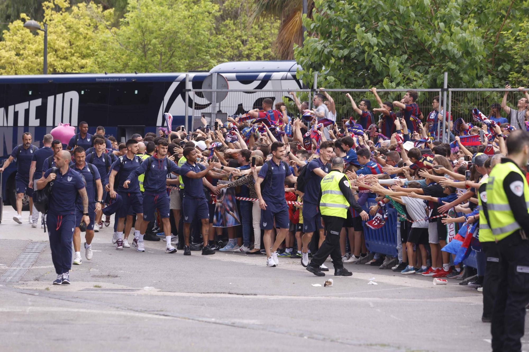 Así fue la emocionante recepción al Levante UD