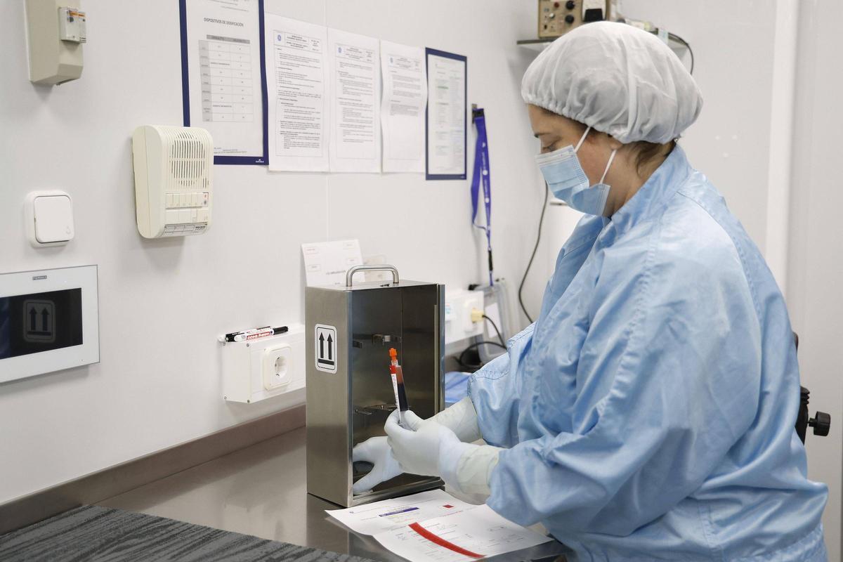 Visita a la Unidad Central de Radiofarmacia de Galicia: la fábrica invisible que sostiene la medicina nuclear gallega