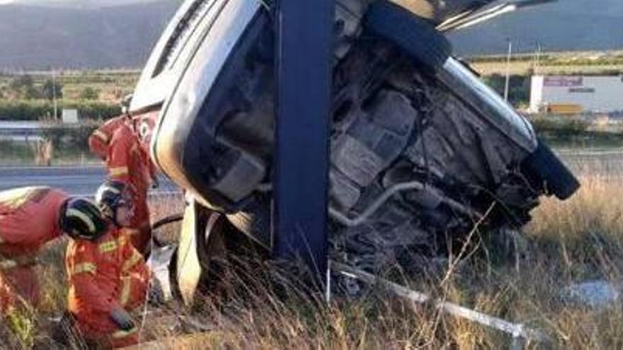 Accidente de circulación en una carretera valenciana.